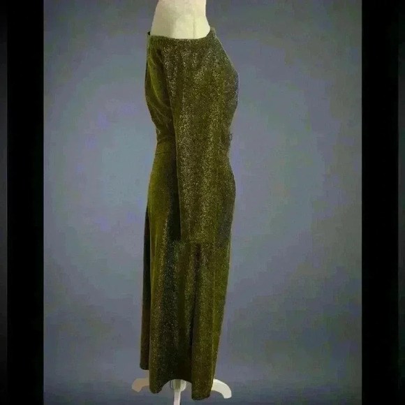 Vintage Gold Maxi Dress - Picture 2 of 4